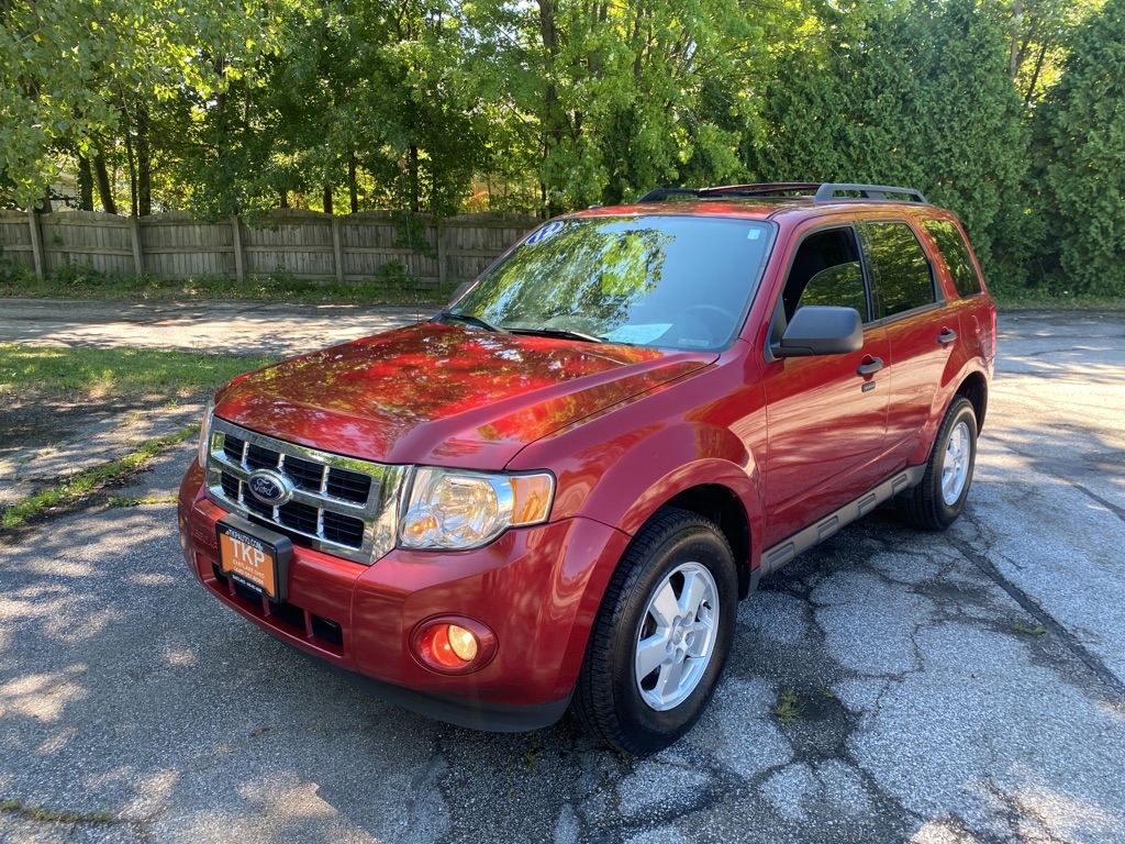 2012 FORD ESCAPE XLT for sale in Eastlake, Ohio