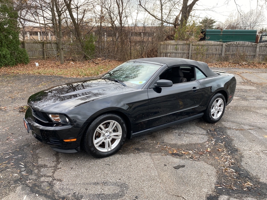 2012 FORD MUSTANG for sale at TKP Auto Sales