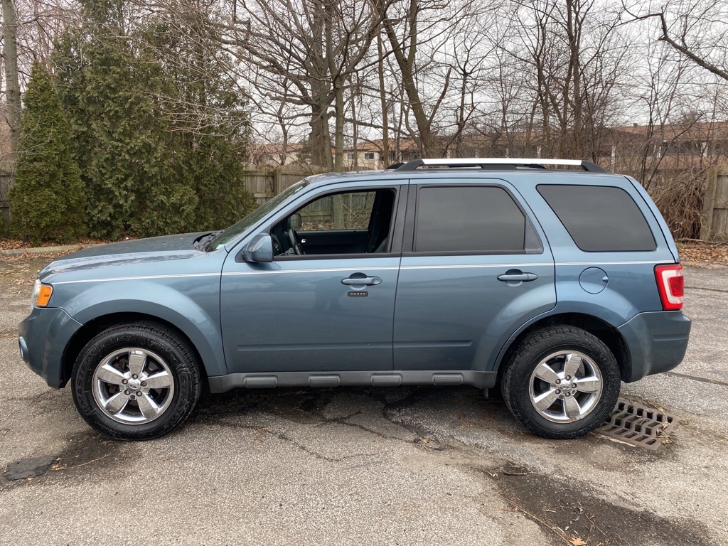 2011 FORD ESCAPE LIMITED for sale at TKP Auto Sales