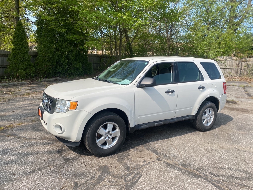 2012 FORD ESCAPE XLS for sale in Eastlake, Ohio
