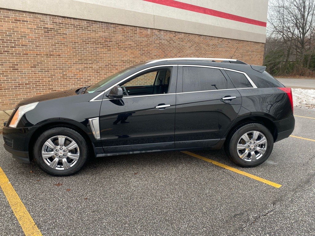 2016 Cadillac SRX Luxury Collection photo 2