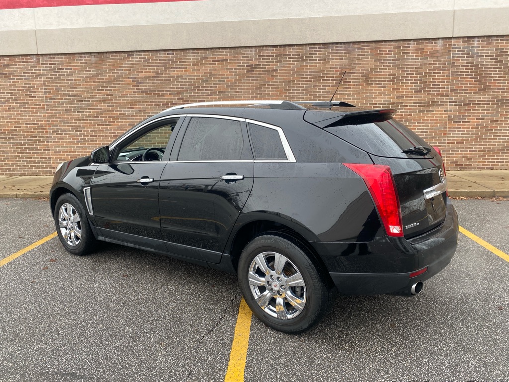 2016 Cadillac SRX Luxury Collection photo 3