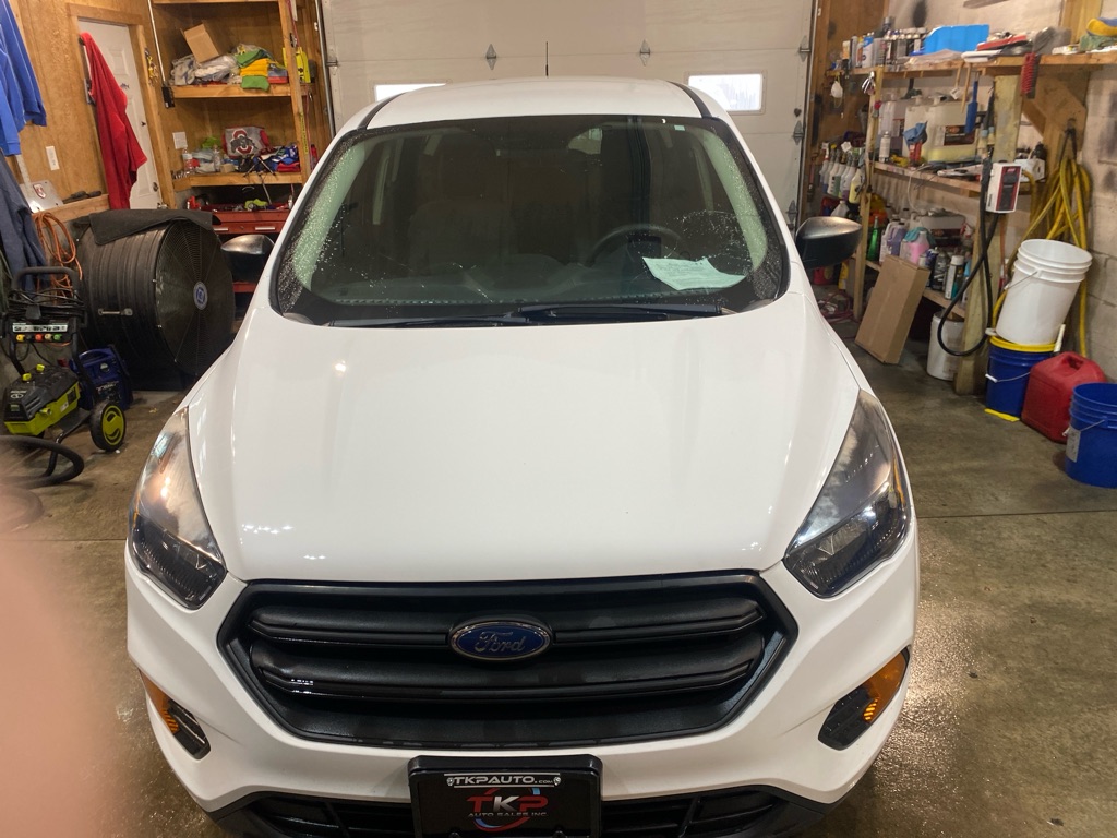 2019 Ford Escape S photo 6