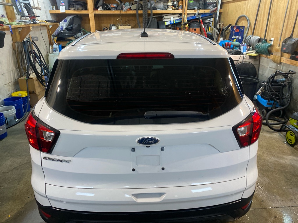 2019 Ford Escape S photo 3