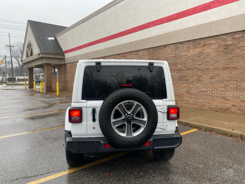 2019 Jeep Wrangler Unlimited Sahara photo 4