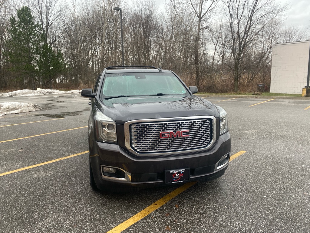 2016 GMC Yukon XL SLT photo 8