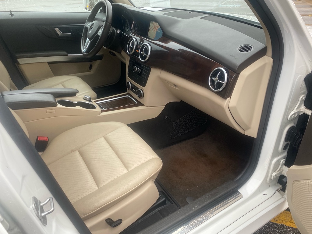 2015 Mercedes-Benz GLK-Class GLK350 photo 25