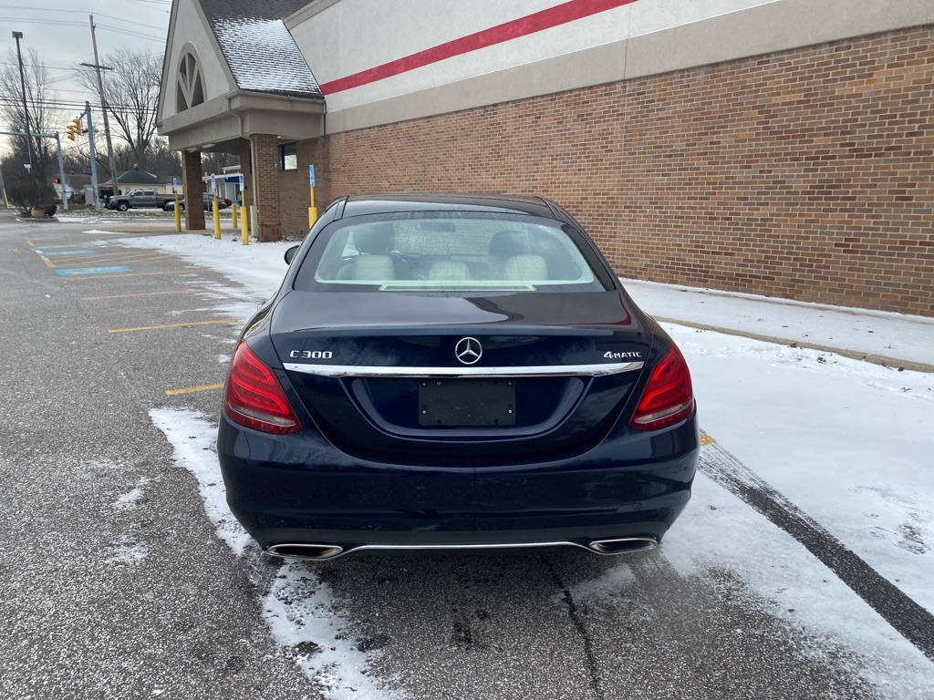 2015 Mercedes-Benz C-Class C300 photo 4