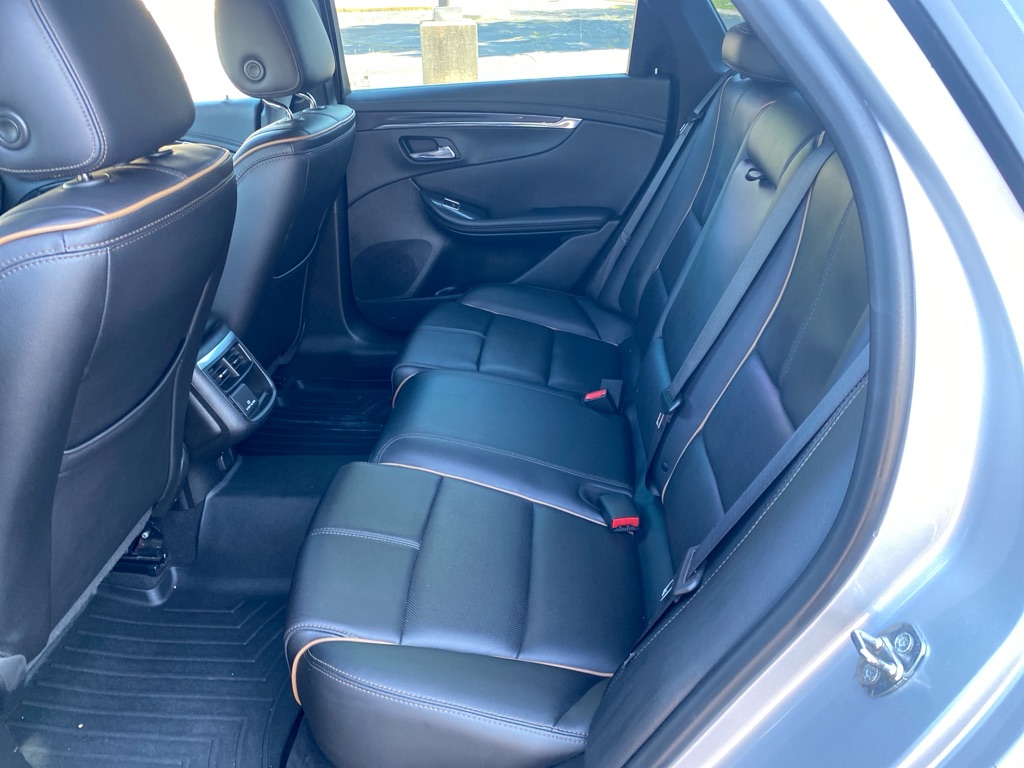 2020 Chevrolet Impala Premier photo 17