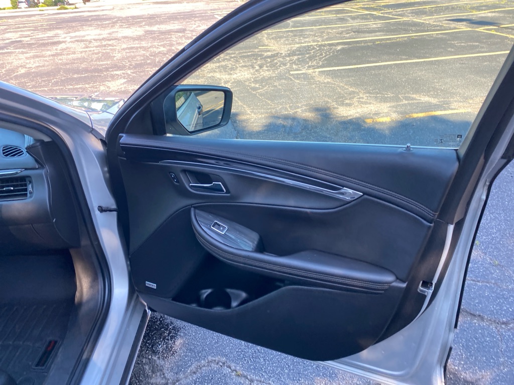 2020 Chevrolet Impala Premier photo 23