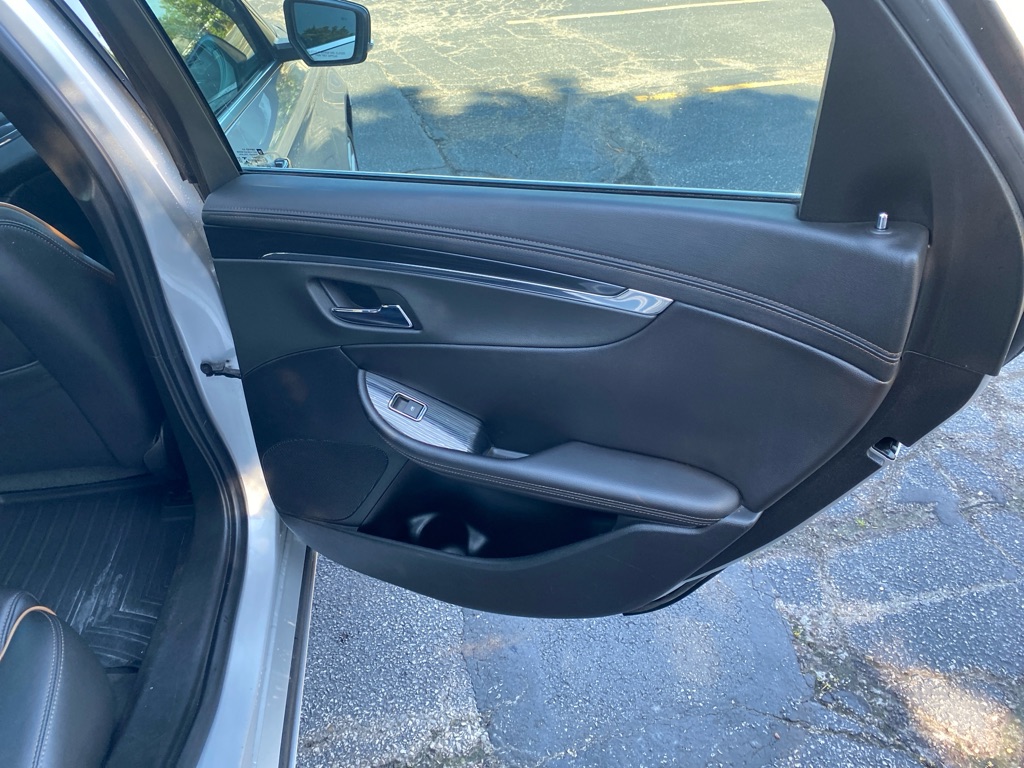 2020 Chevrolet Impala Premier photo 21