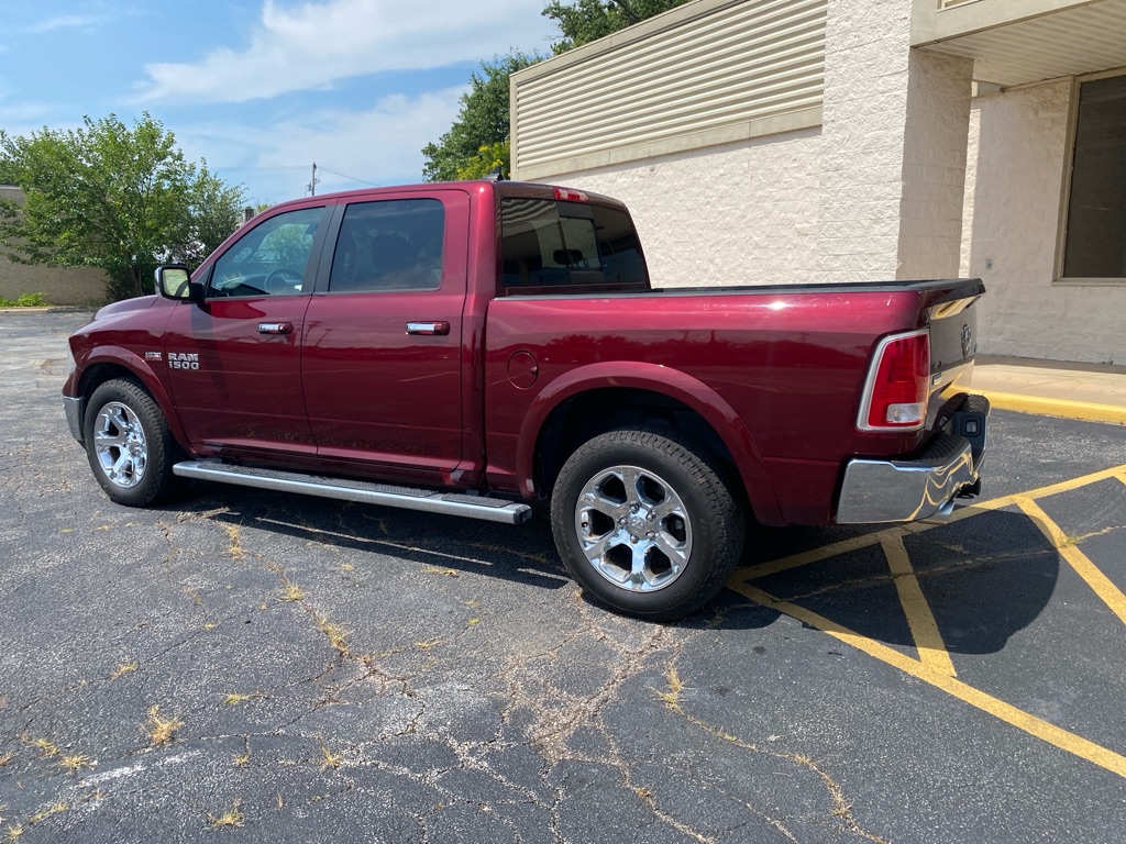 2016 Ram 1500 Laramie photo 3