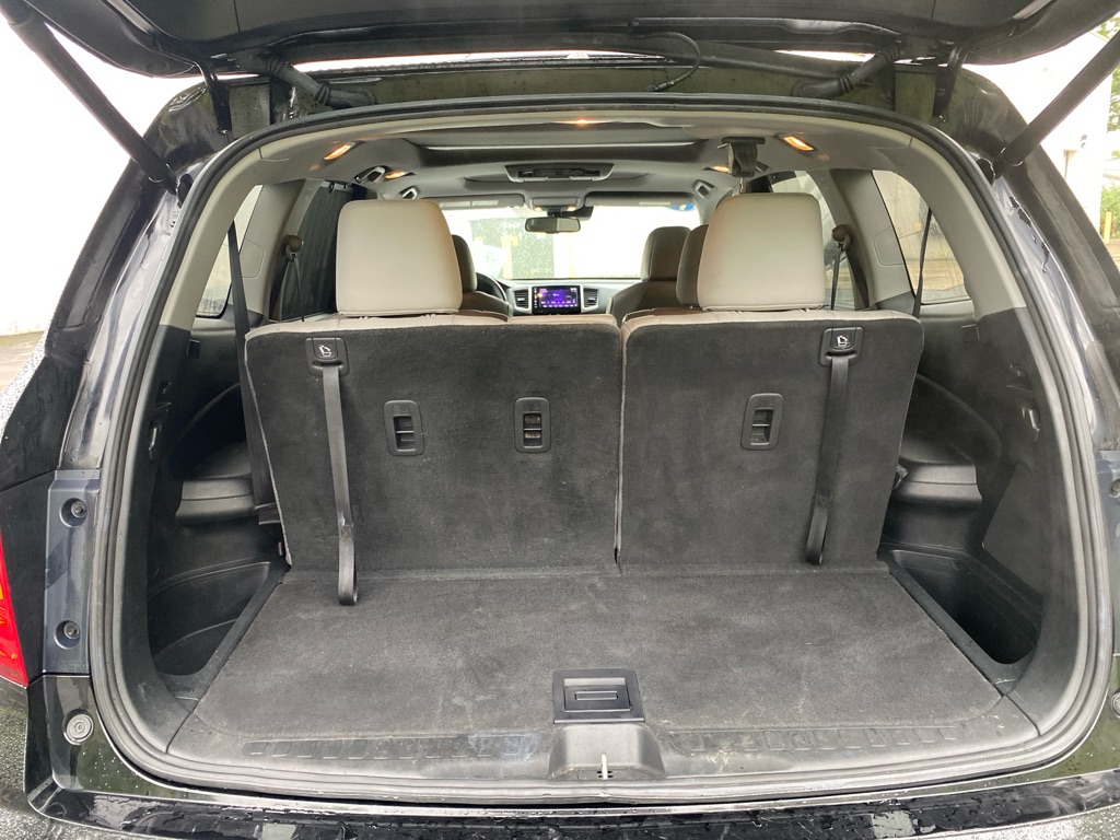 2017 Honda Pilot Elite photo 20