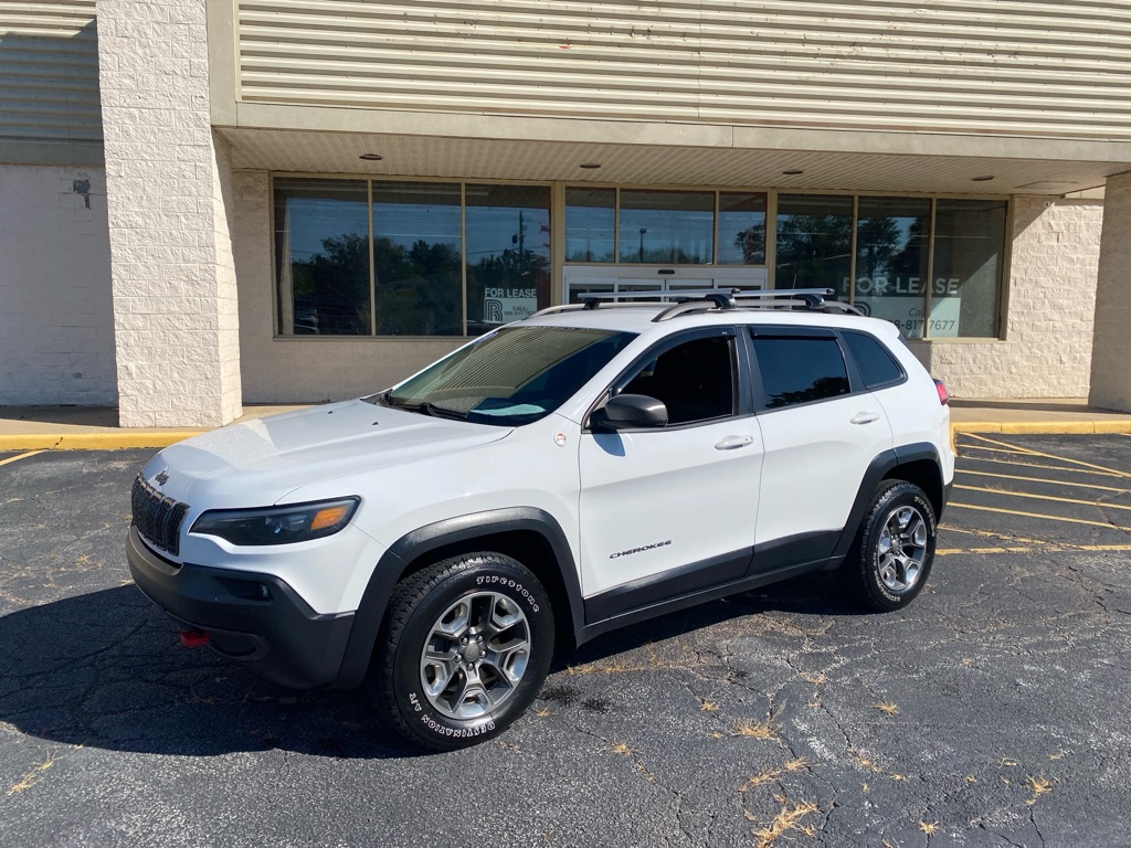 2019 JEEP CHEROKEE for sale at TKP Auto Sales