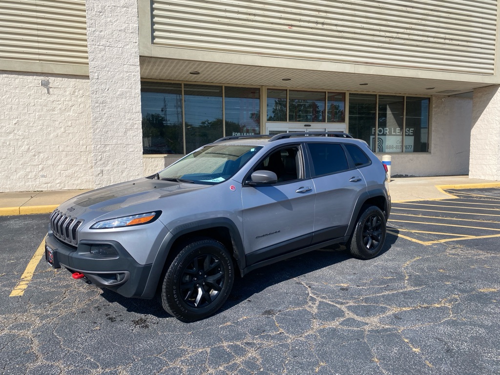 2018 JEEP CHEROKEE for sale at TKP Auto Sales