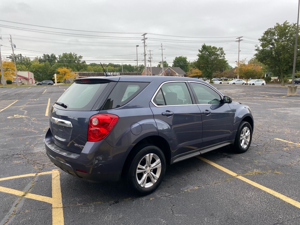 2014 Chevrolet Equinox LS photo 3