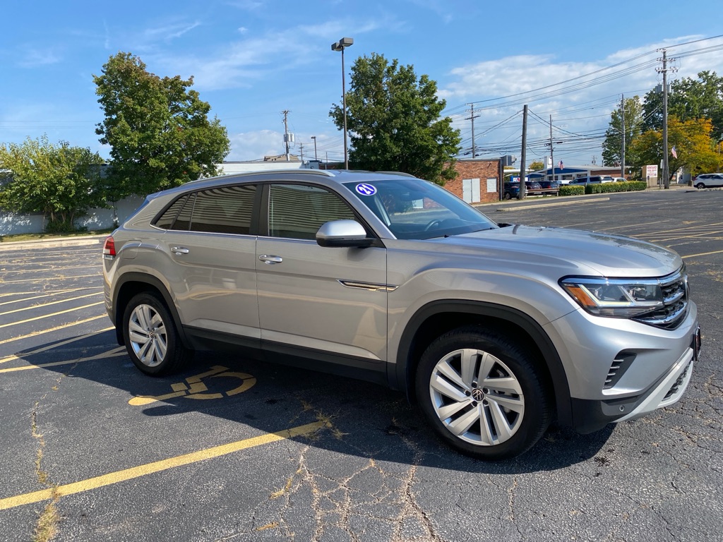 2021 Volkswagen Atlas Cross Sport SE photo 7