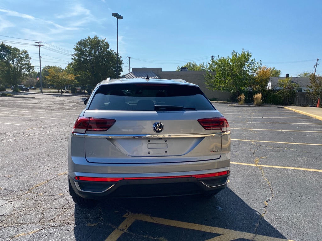 2021 Volkswagen Atlas Cross Sport SE photo 4