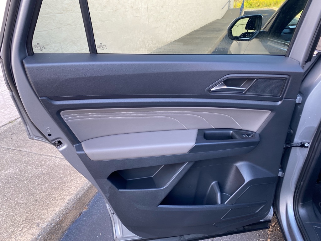 2021 Volkswagen Atlas Cross Sport SE photo 19