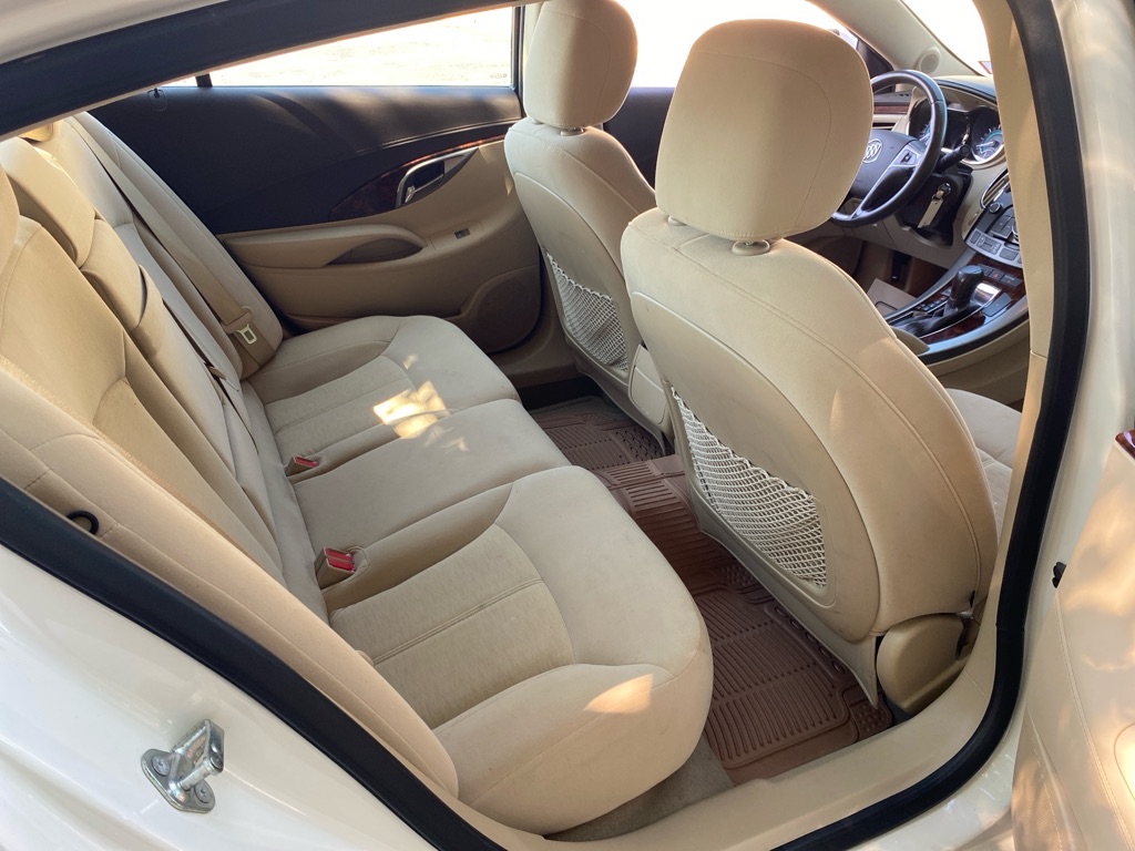 2012 Buick LaCrosse Convenience photo 18