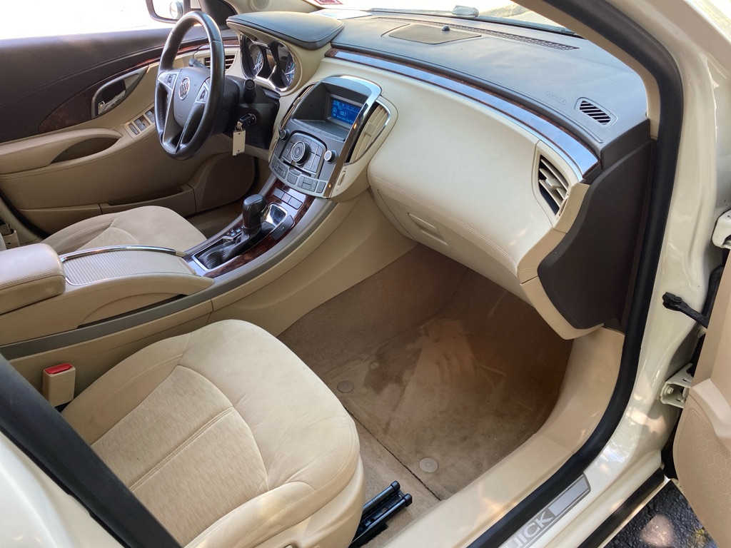 2012 Buick LaCrosse Convenience photo 20
