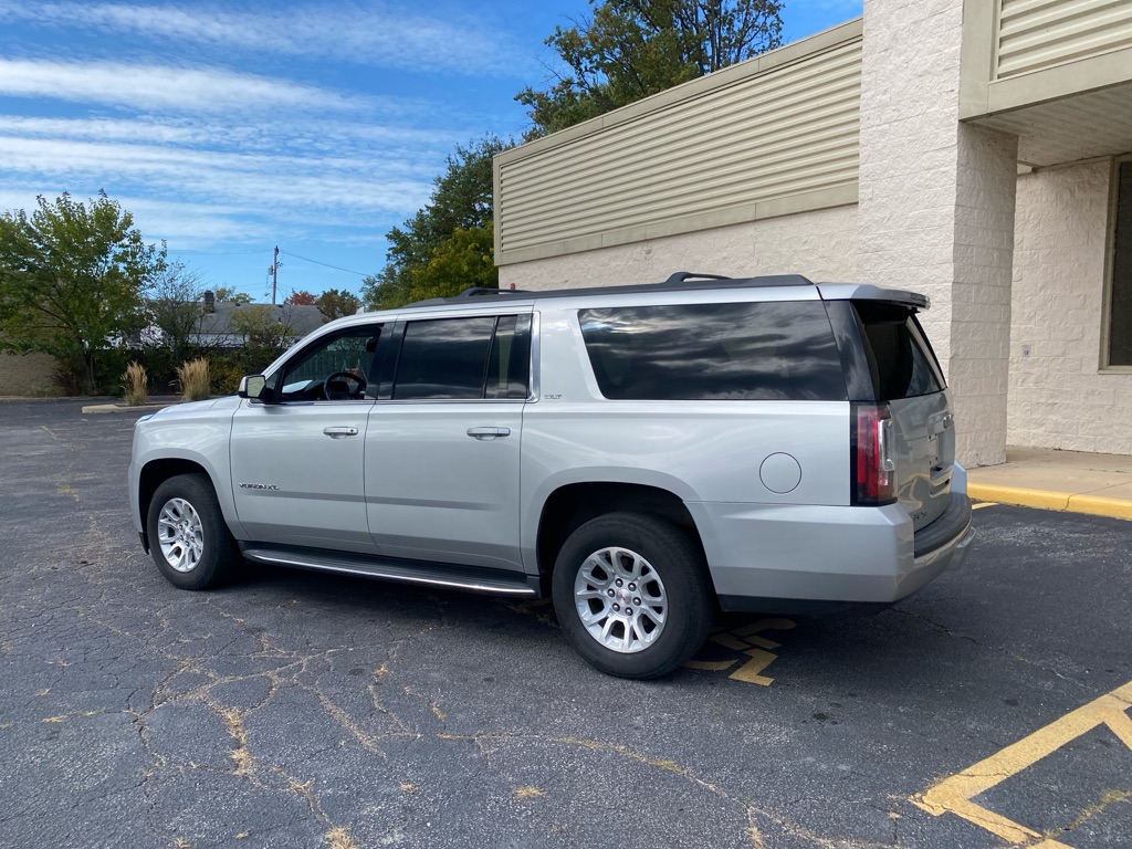 2018 Gmc Yukon XL 1500 SLT photo 3