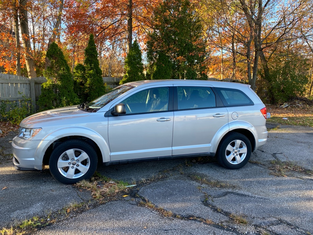 2013 Dodge Journey SE photo 2