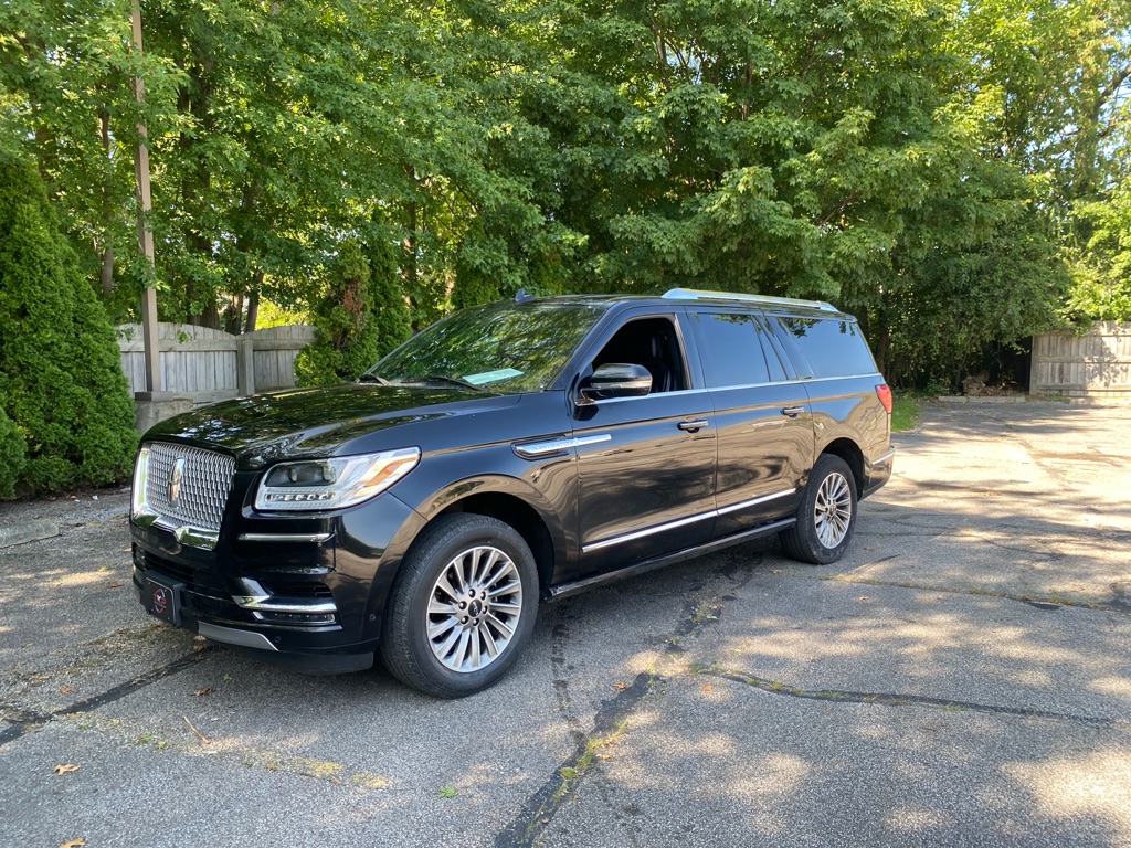 2021 LINCOLN NAVIGATOR for sale at TKP Auto Sales