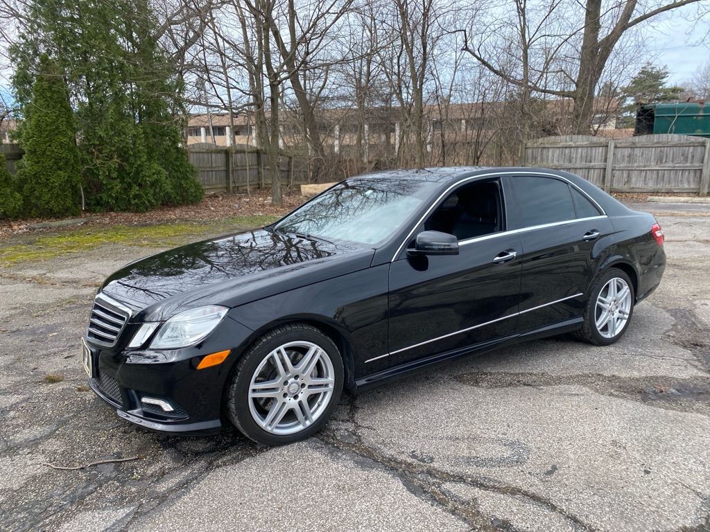 2010 MERCEDES-BENZ E-CLASS for sale at TKP Auto Sales
