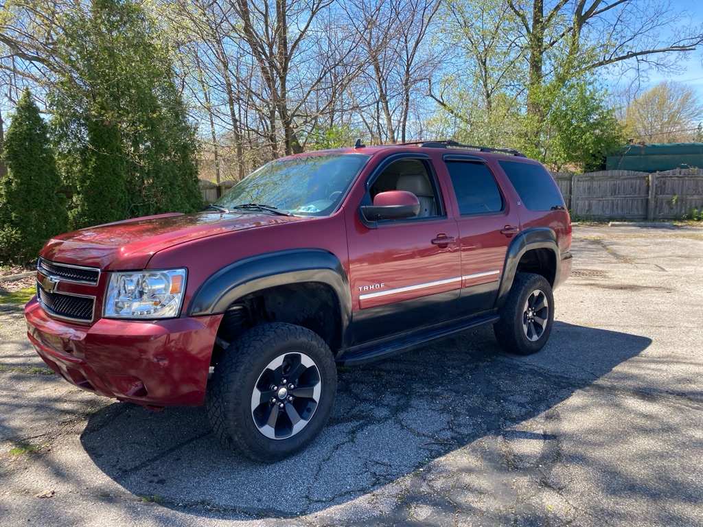 2010 CHEVROLET TAHOE 1500 LT for sale in Eastlake, Ohio