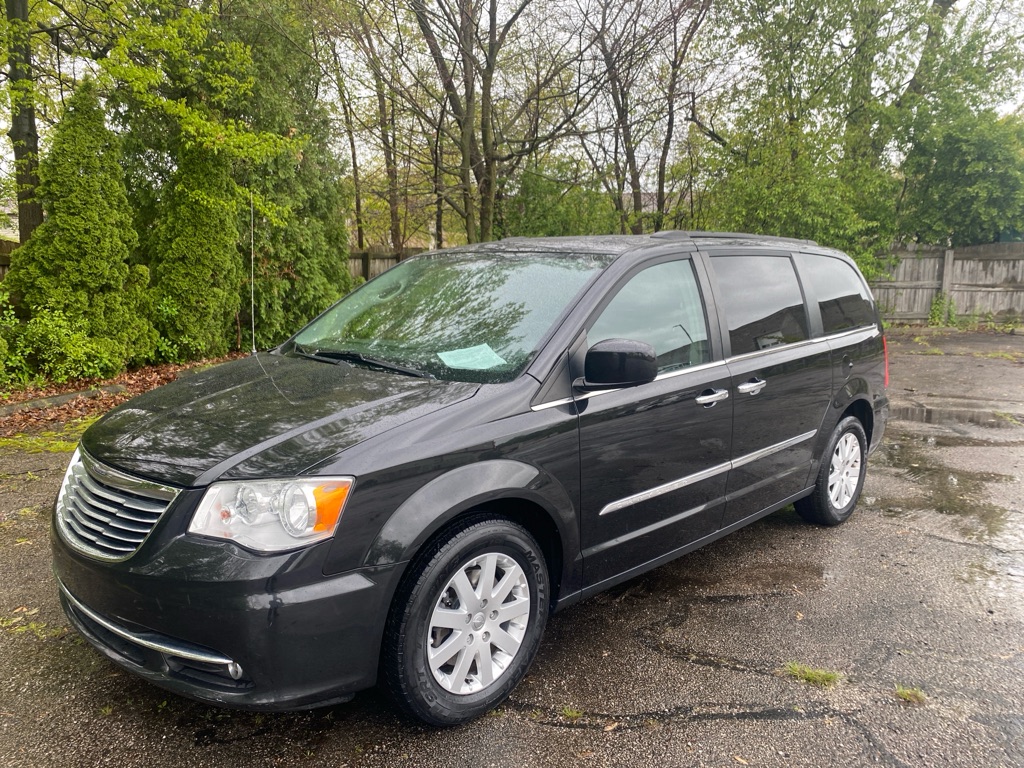2016 CHRYSLER TOWN & COUNTRY for sale at TKP Auto Sales