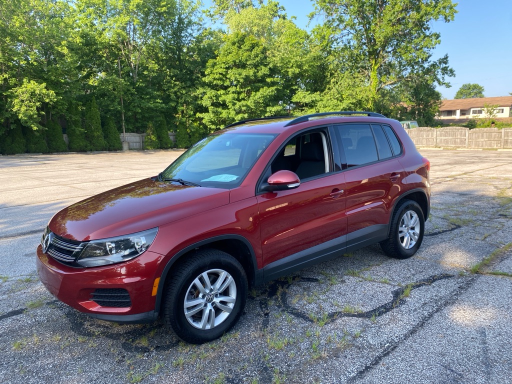 2015 VOLKSWAGEN TIGUAN for sale at TKP Auto Sales