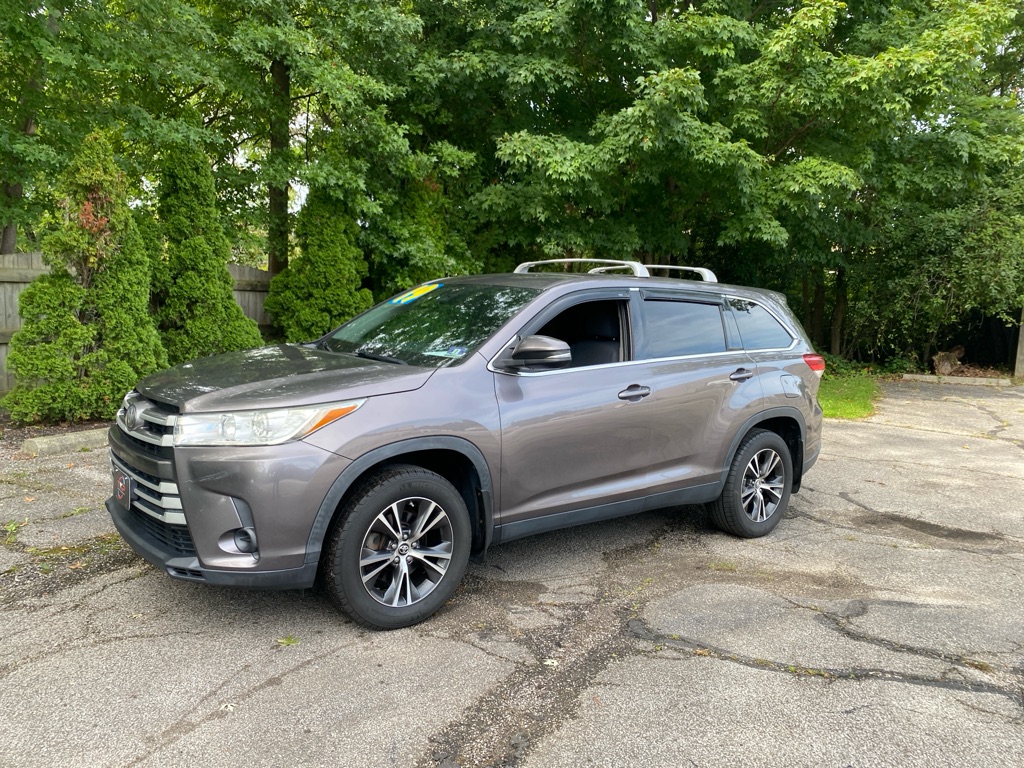 2019 TOYOTA HIGHLANDER for sale at TKP Auto Sales