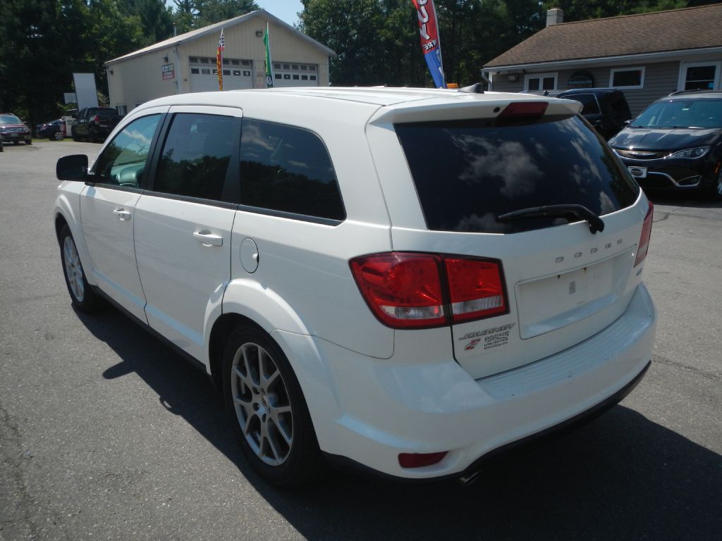 Photo 8 of this DODGE JOURNEY 4WD