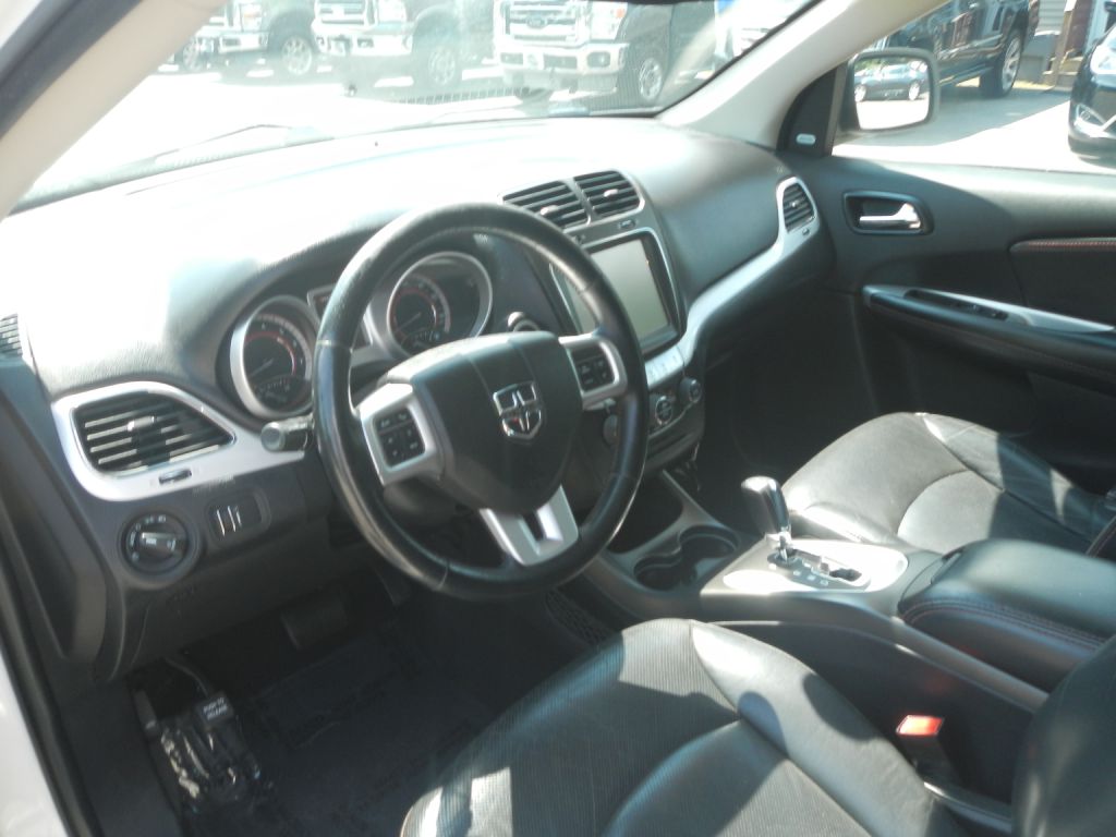 Photo 12 of this DODGE JOURNEY 4WD