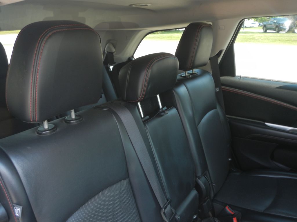 Photo 33 of this DODGE JOURNEY 4WD