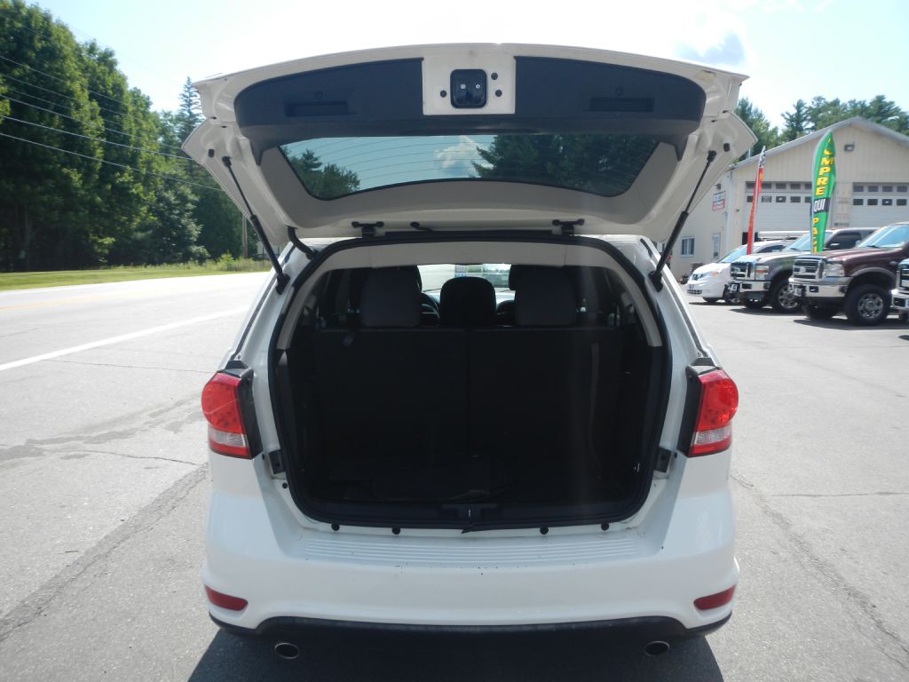 Photo 41 of this DODGE JOURNEY 4WD