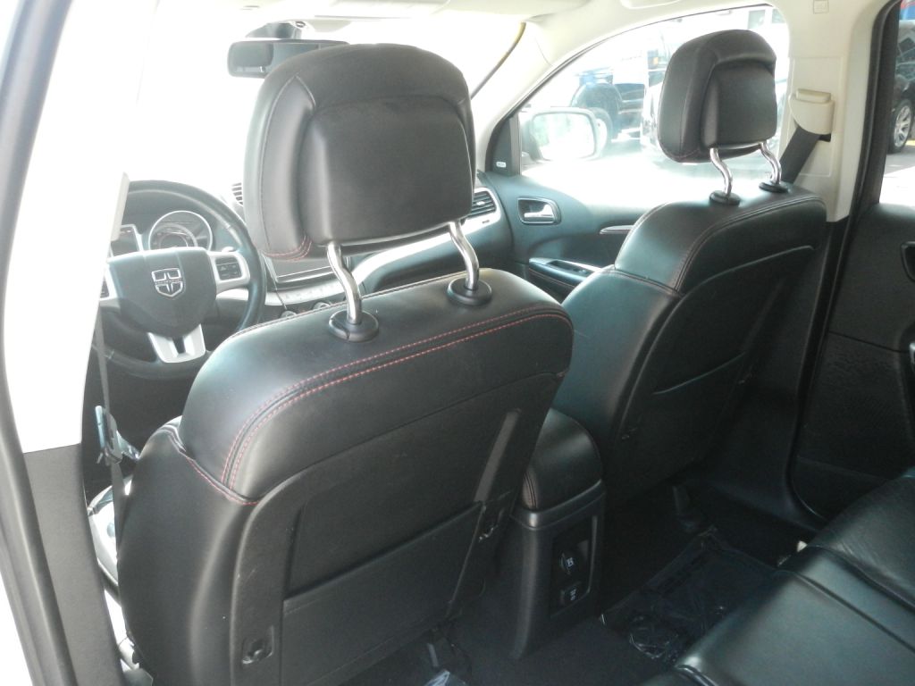 Photo 51 of this DODGE JOURNEY 4WD