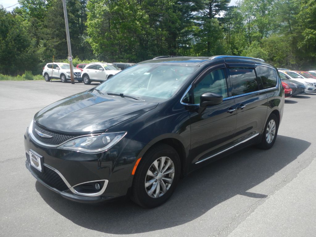 2018 CHRYSLER PACIFICA