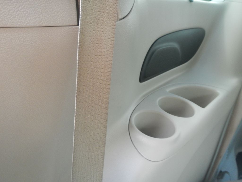 Photo 26 of this CHRYSLER PACIFICA