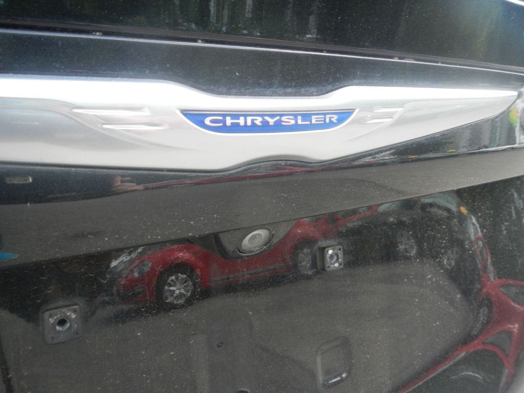 Photo 30 of this CHRYSLER PACIFICA