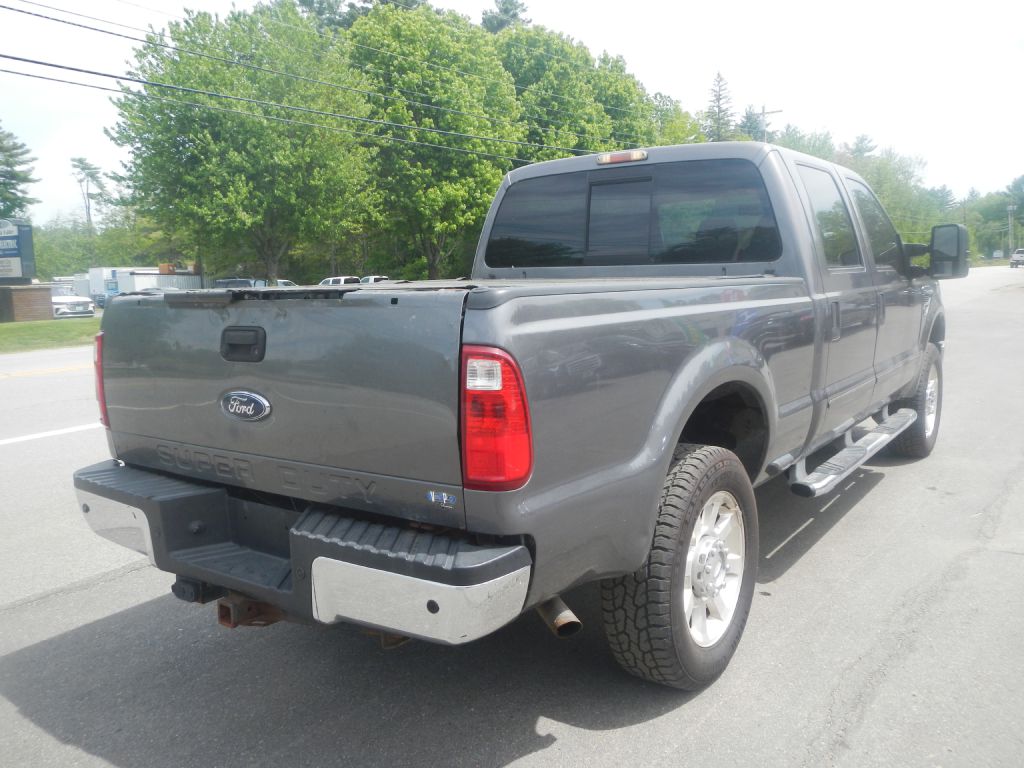 Photo 6 of this FORD F350 4WD PLOW
