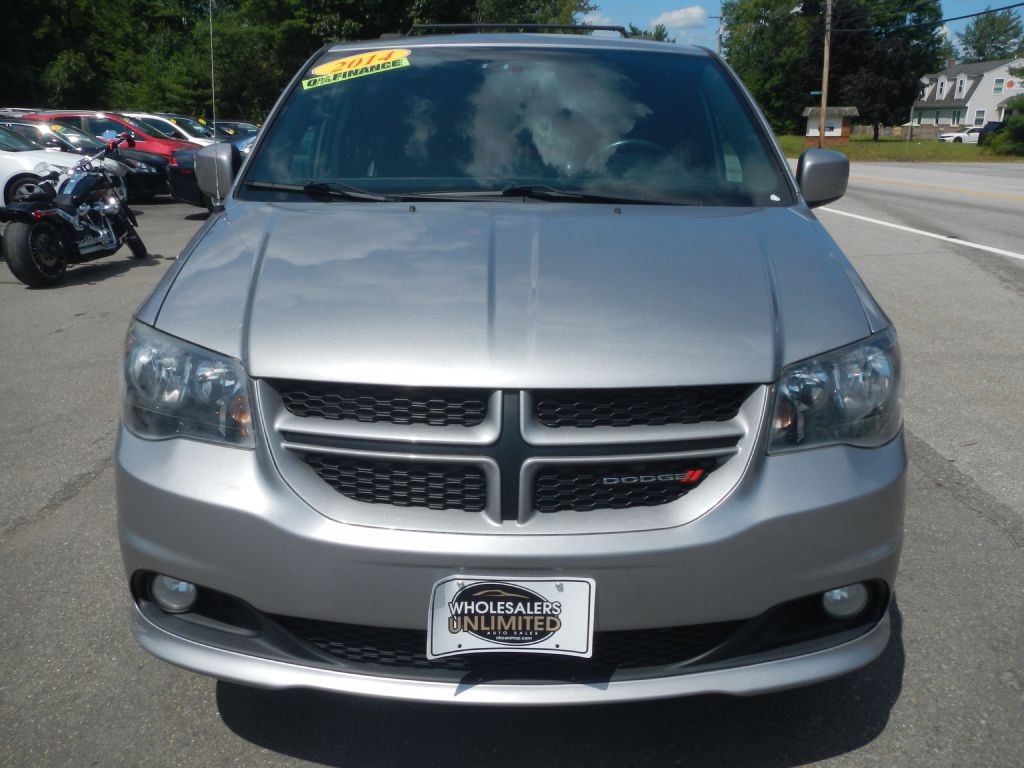 Photo 13 of this DODGE GRAND CARAVAN