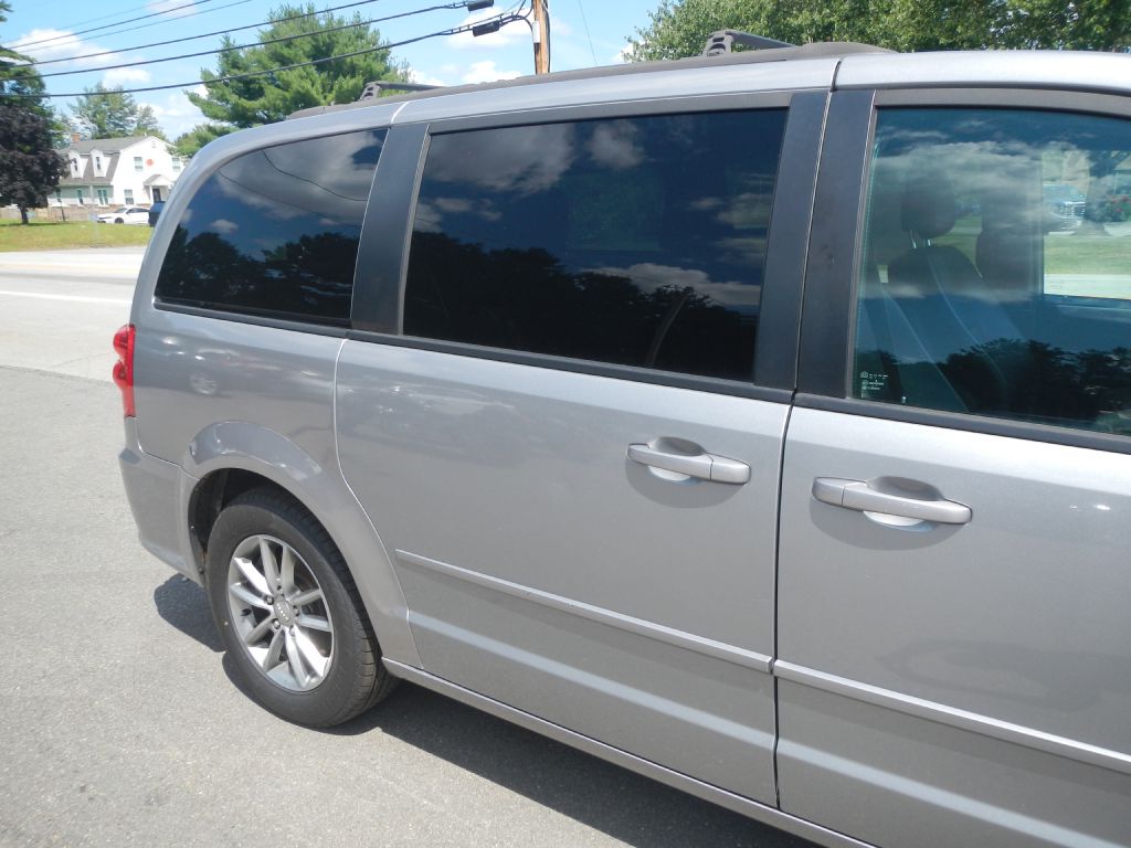 Photo 15 of this DODGE GRAND CARAVAN