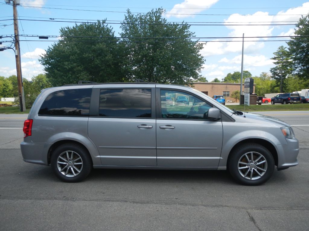 Photo 16 of this DODGE GRAND CARAVAN