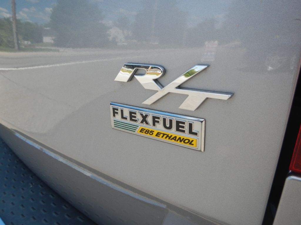 Photo 36 of this DODGE GRAND CARAVAN
