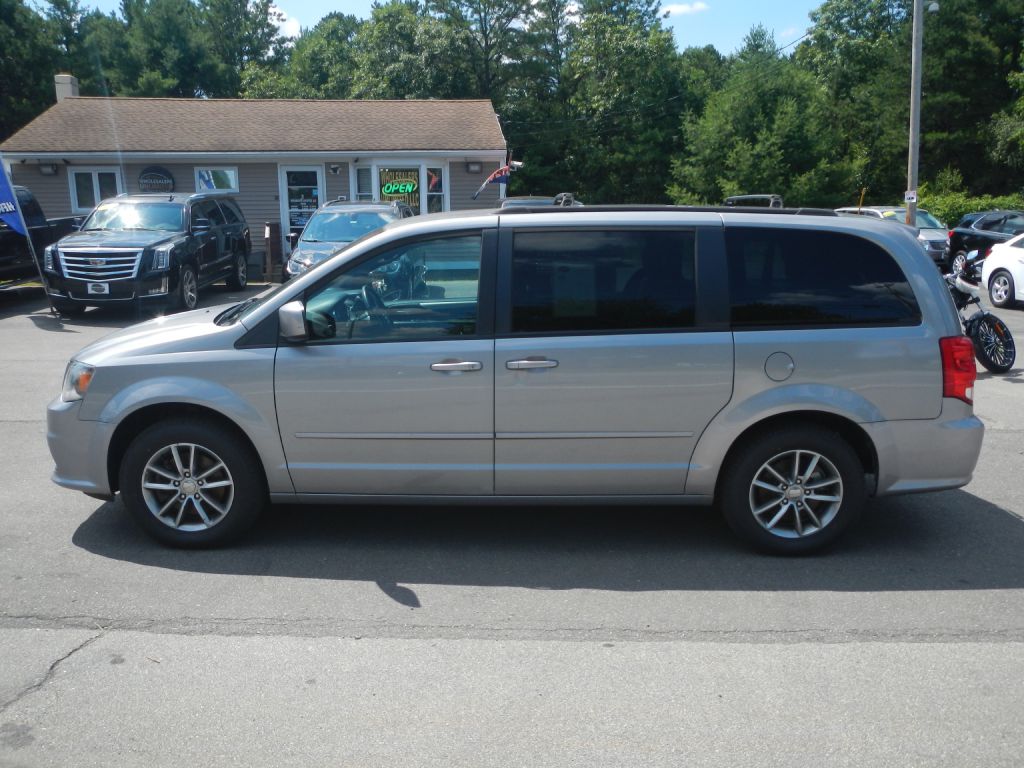 Photo 43 of this DODGE GRAND CARAVAN
