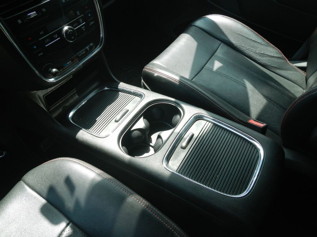 Photo 56 of this DODGE GRAND CARAVAN