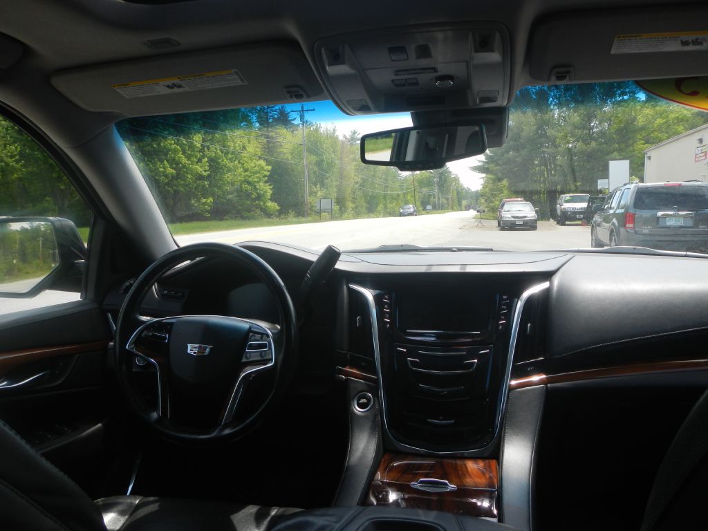Photo 24 of this CADILLAC ESCALADE AWD