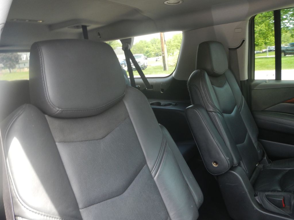 Photo 27 of this CADILLAC ESCALADE AWD